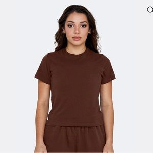 NWT Set Active Mid Tee - XS
